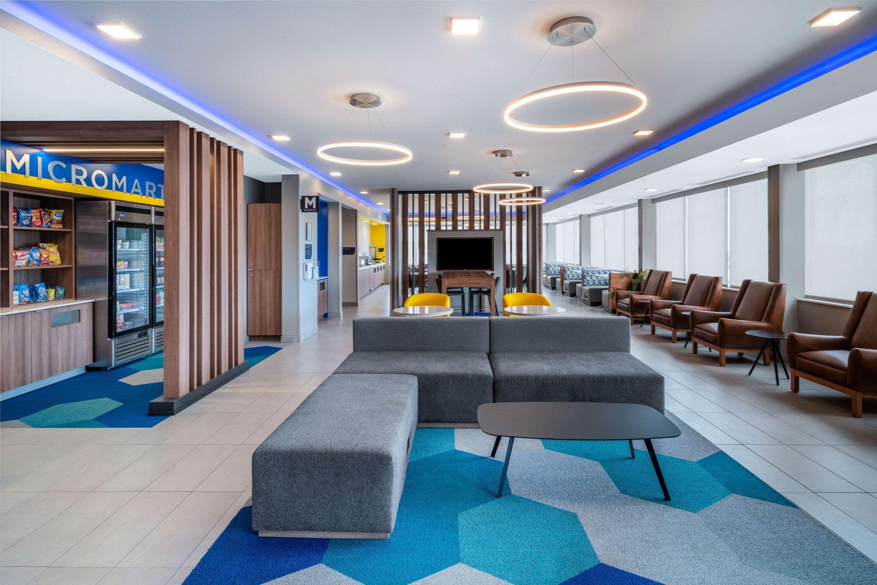 Microtel Inn & Suites By Wyndham Hot Springs Ngoại thất bức ảnh