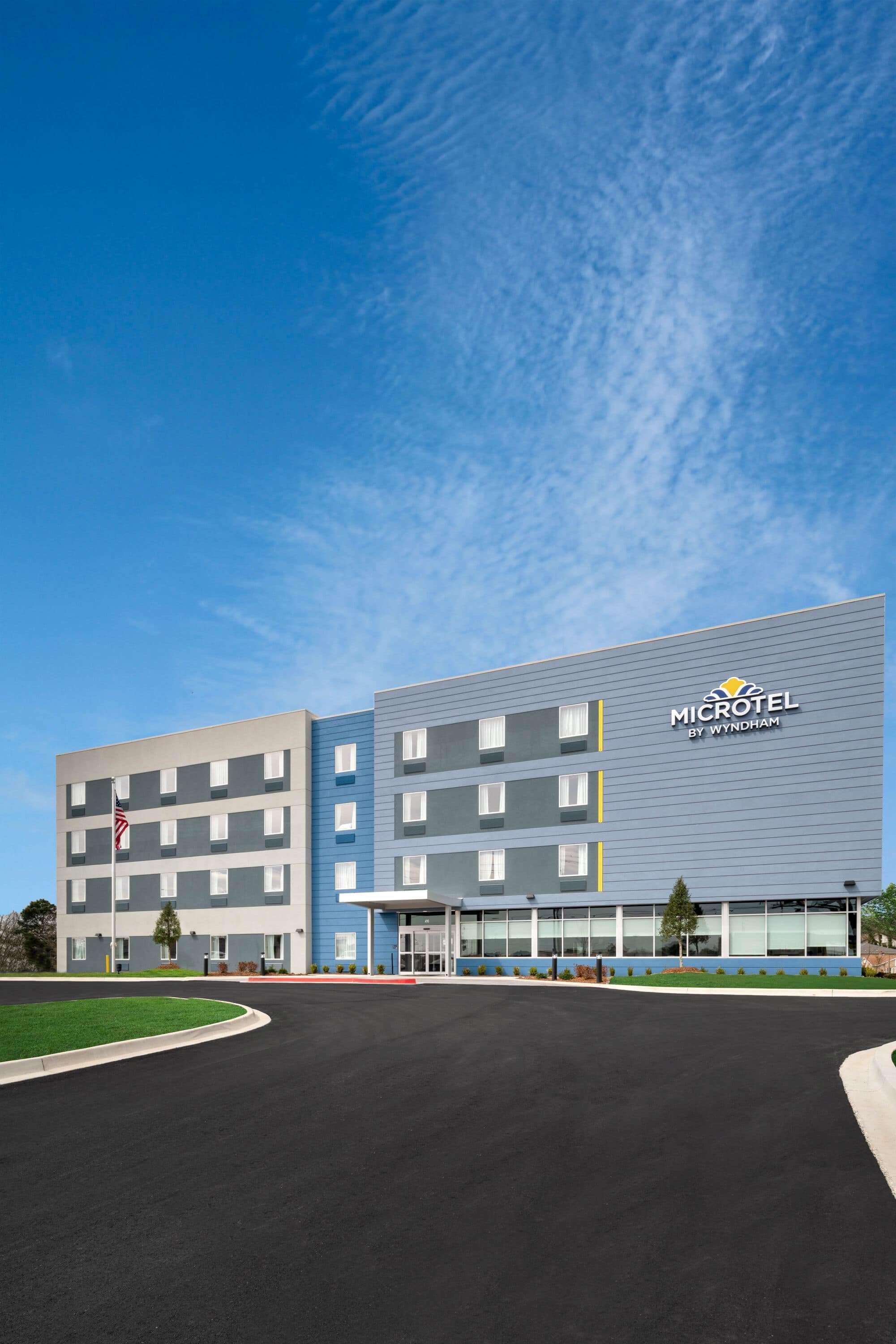 Microtel Inn & Suites By Wyndham Hot Springs Ngoại thất bức ảnh